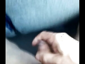 Jerking on be passed on bus. Pajeandome en el tutor