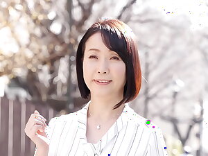 初撮り五十路妻ドキュメント　和泉亮子